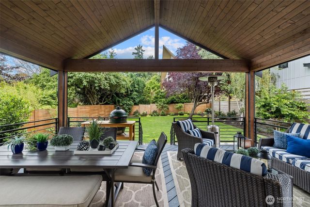 6921 55th Avenue S, Seattle, WA 98118