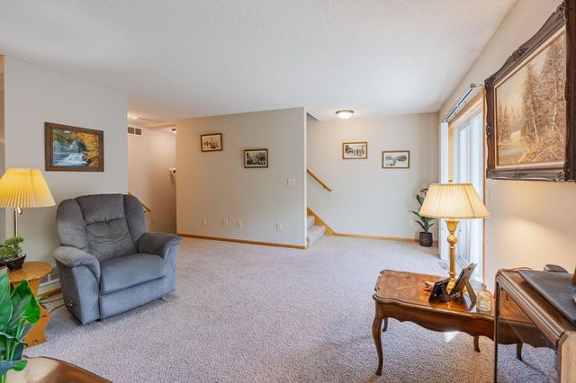 1555 County Road D E B, Maplewood, MN 55109