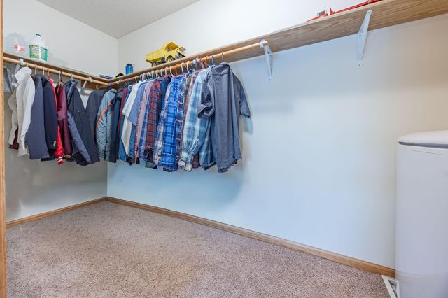 1555 County Road D E B, Maplewood, MN 55109