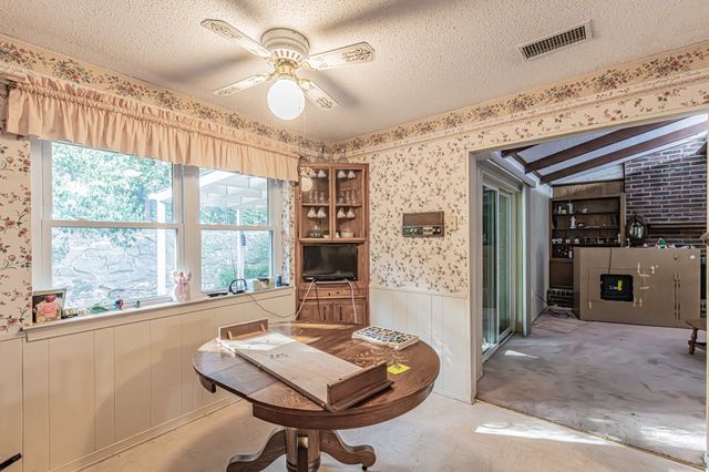 3208 Sheffield Drive, Arlington, TX 76013