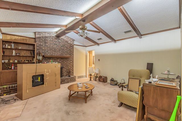 3208 Sheffield Drive, Arlington, TX 76013