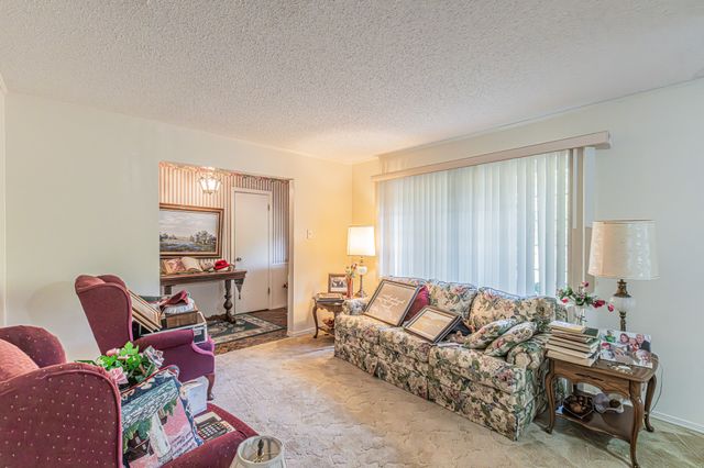 3208 Sheffield Drive, Arlington, TX 76013