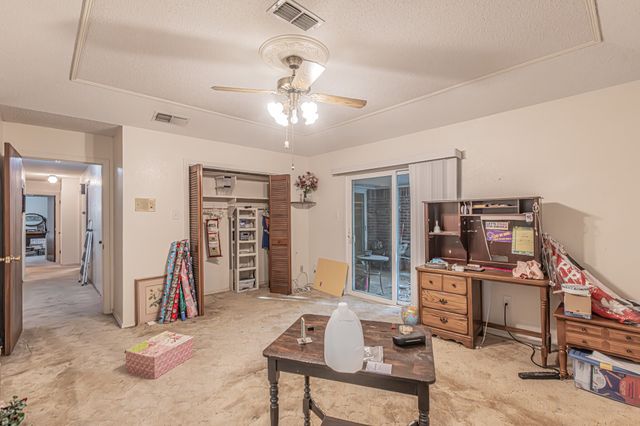 3208 Sheffield Drive, Arlington, TX 76013