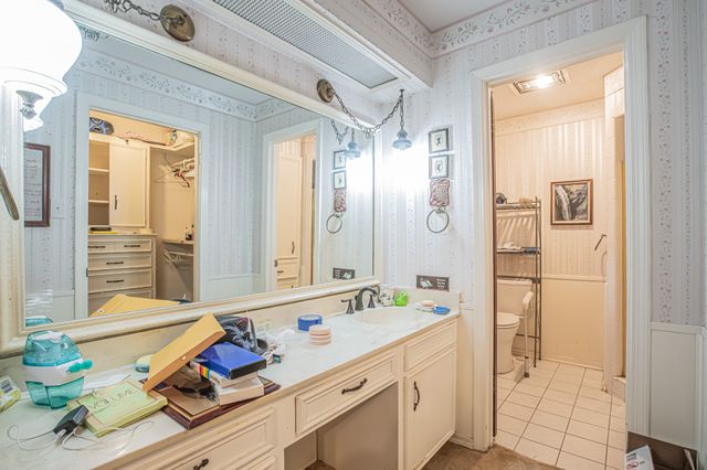 3208 Sheffield Drive, Arlington, TX 76013