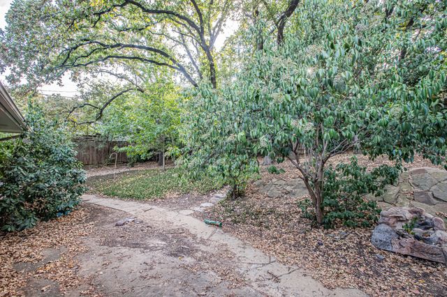 3208 Sheffield Drive, Arlington, TX 76013