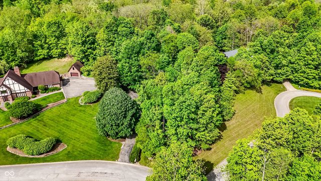 7922 Mill Pond Lane, Indianapolis, IN 46278