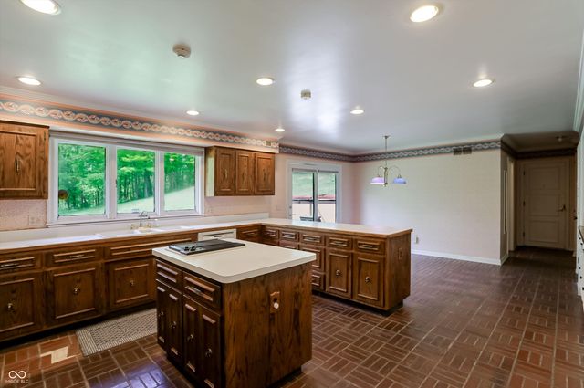 7922 Mill Pond Lane, Indianapolis, IN 46278