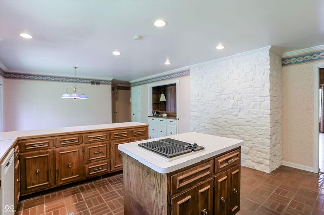 7922 Mill Pond Lane, Indianapolis, IN 46278