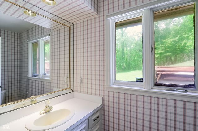 7922 Mill Pond Lane, Indianapolis, IN 46278