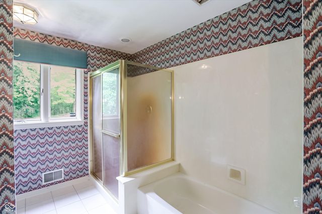 7922 Mill Pond Lane, Indianapolis, IN 46278