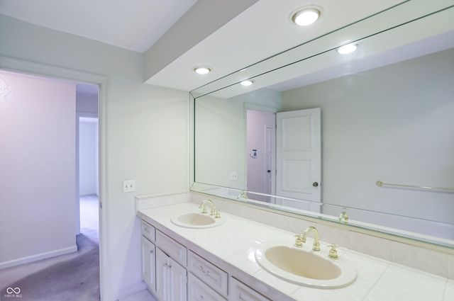 7922 Mill Pond Lane, Indianapolis, IN 46278