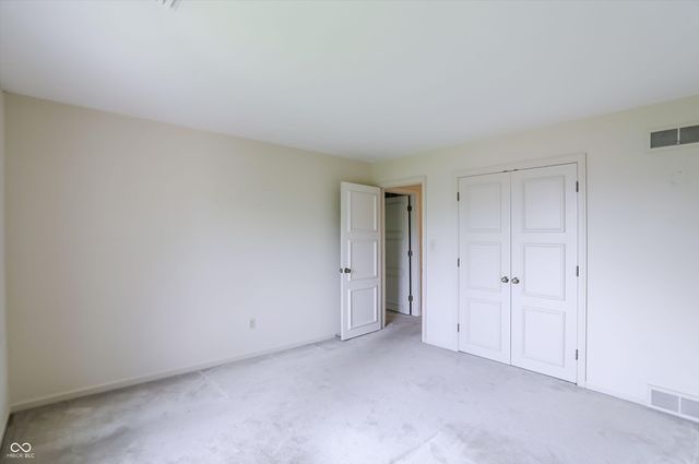 7922 Mill Pond Lane, Indianapolis, IN 46278