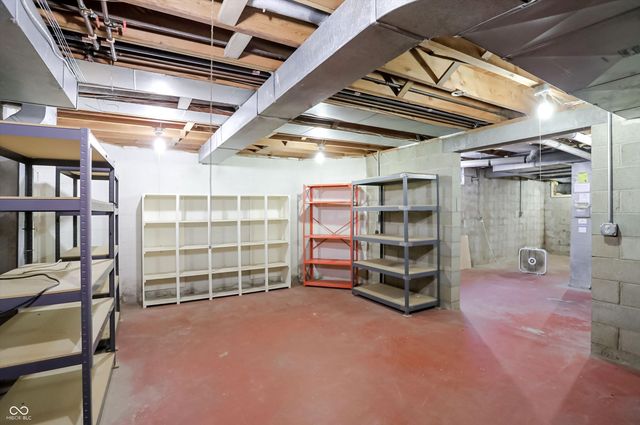 7922 Mill Pond Lane, Indianapolis, IN 46278