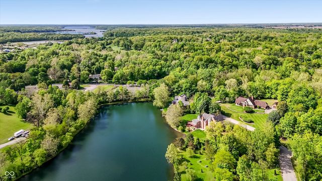 7922 Mill Pond Lane, Indianapolis, IN 46278