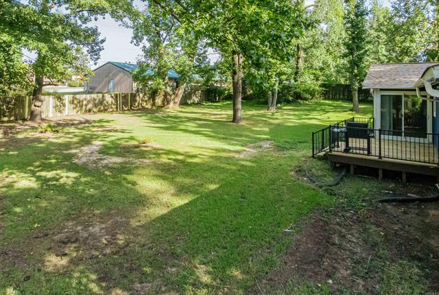 1107 N Jeff Davis Avenue, Jacksonville, AR 72076