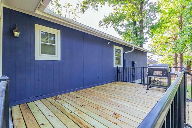 1107 N Jeff Davis Avenue, Jacksonville, AR 72076
