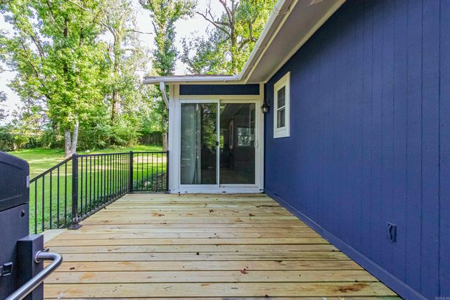 1107 N Jeff Davis Avenue, Jacksonville, AR 72076