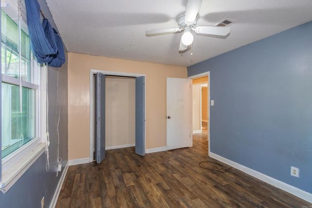 1107 N Jeff Davis Avenue, Jacksonville, AR 72076