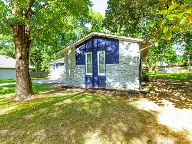 1107 N Jeff Davis Avenue, Jacksonville, AR 72076