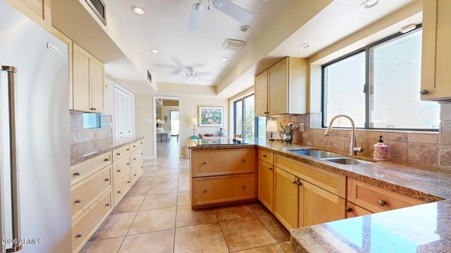 7346 E KRALL Street, Scottsdale, AZ 85250