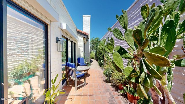 7346 E KRALL Street, Scottsdale, AZ 85250