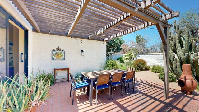 7346 E KRALL Street, Scottsdale, AZ 85250