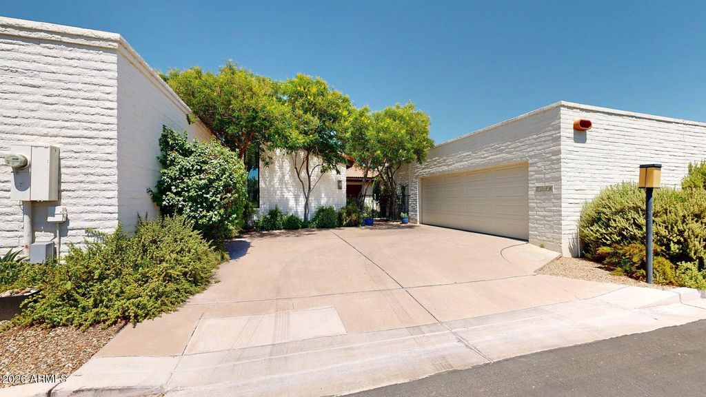 7346 E KRALL Street, Scottsdale, AZ 85250