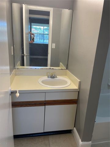 1247 SW 46th Avenue 1312, Pompano Beach, FL 33069