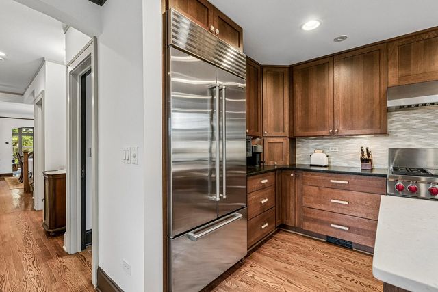 1225 N Grove Avenue, Oak Park, IL 60302
