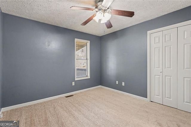 5088 Ravenwood Drive NW, Marietta, GA 30066