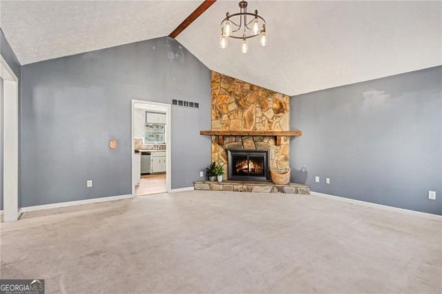 5088 Ravenwood Drive NW, Marietta, GA 30066