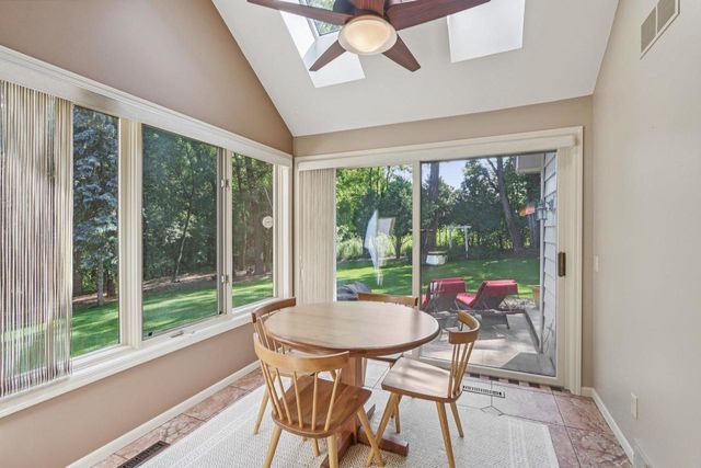 2395 White Oak Trail, Oregon, WI 53575