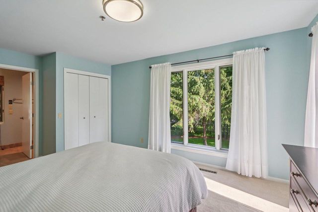 2395 White Oak Trail, Oregon, WI 53575