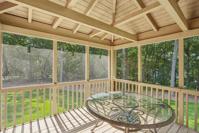 2395 White Oak Trail, Oregon, WI 53575