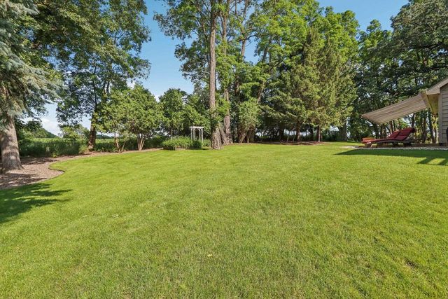 2395 White Oak Trail, Oregon, WI 53575