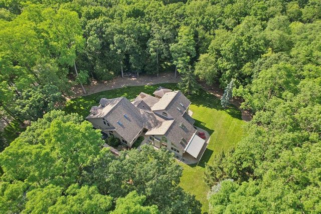 2395 White Oak Trail, Oregon, WI 53575