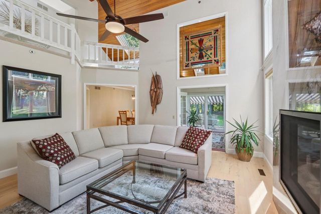 2395 White Oak Trail, Oregon, WI 53575