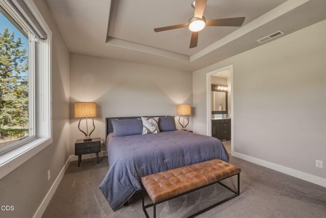 2627 NW Rippling River Court, Bend, OR 97703