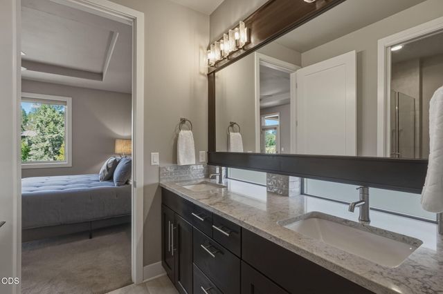 2627 NW Rippling River Court, Bend, OR 97703