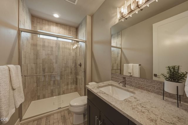 2627 NW Rippling River Court, Bend, OR 97703