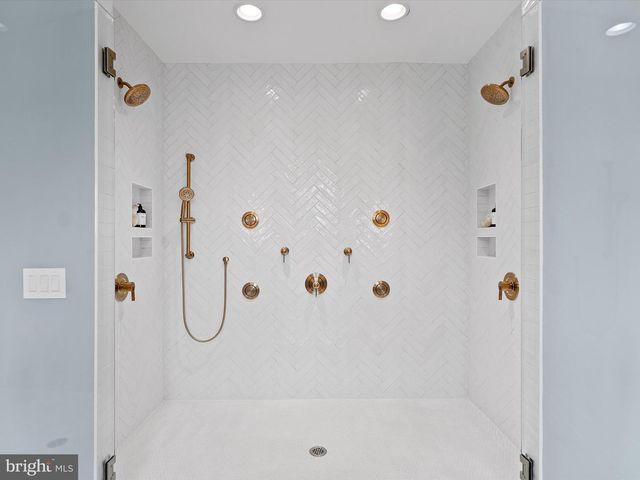 122 SILVER CIRCLE #DEVONSHIRE, Mechanicsburg, PA 17050