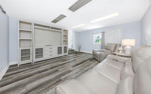 2525 53RD STREET S, Gulfport, FL 33707