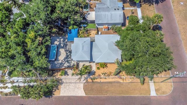 2525 53RD STREET S, Gulfport, FL 33707