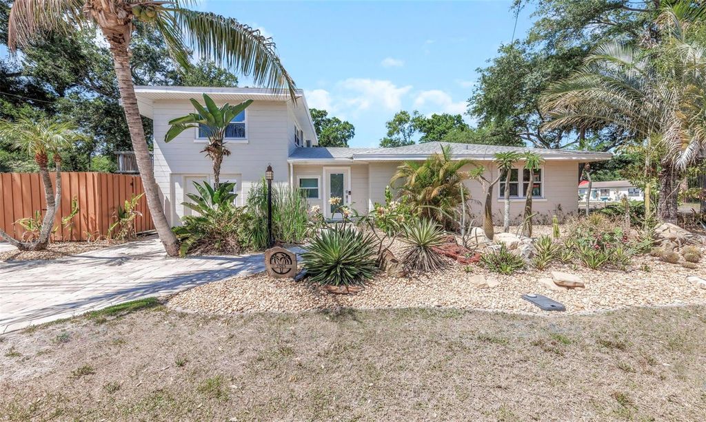 2525 53RD STREET S, Gulfport, FL 33707