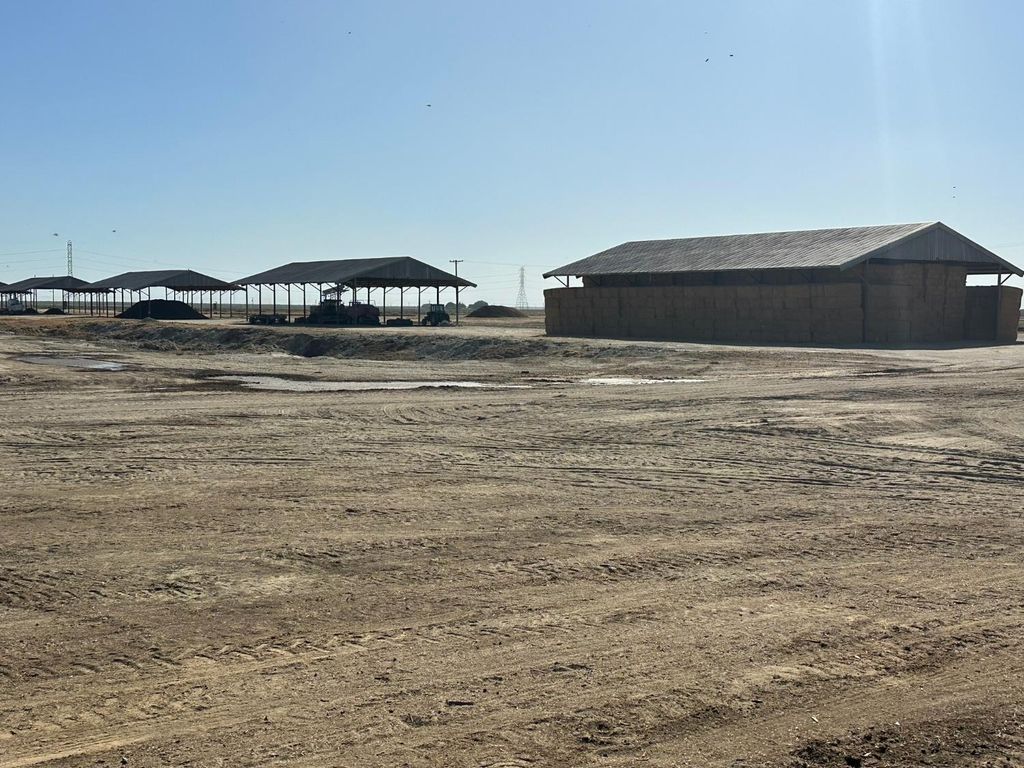Image 18 of property listing at 10255 W Manning Avenue, Fresno, CA 93706