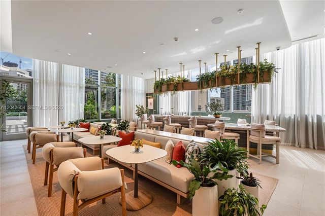 77 SE 5th Street 3001, Miami, FL 33131