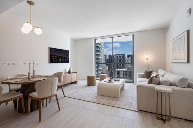 77 SE 5th Street 3001, Miami, FL 33131