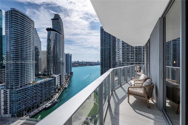77 SE 5th Street 3001, Miami, FL 33131