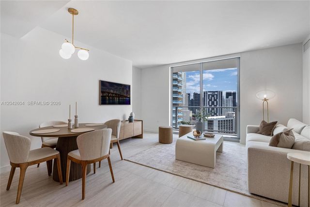 77 SE 5th Street 3001, Miami, FL 33131