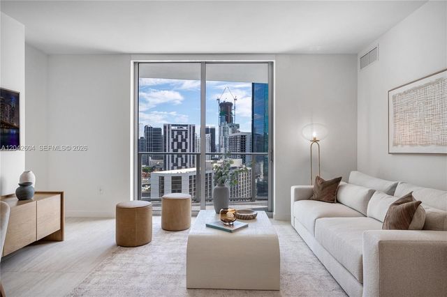 77 SE 5th Street 3001, Miami, FL 33131